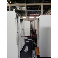 普琨控制柜厂家直供支持定制成套电气柜配电柜仿威图控制柜工业电脑柜